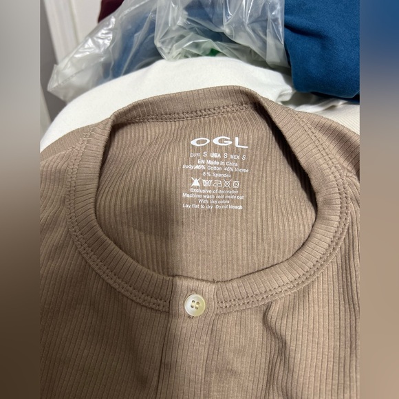 OGL Plantive™ Button-Down Cardigan - Picture 4 of 7